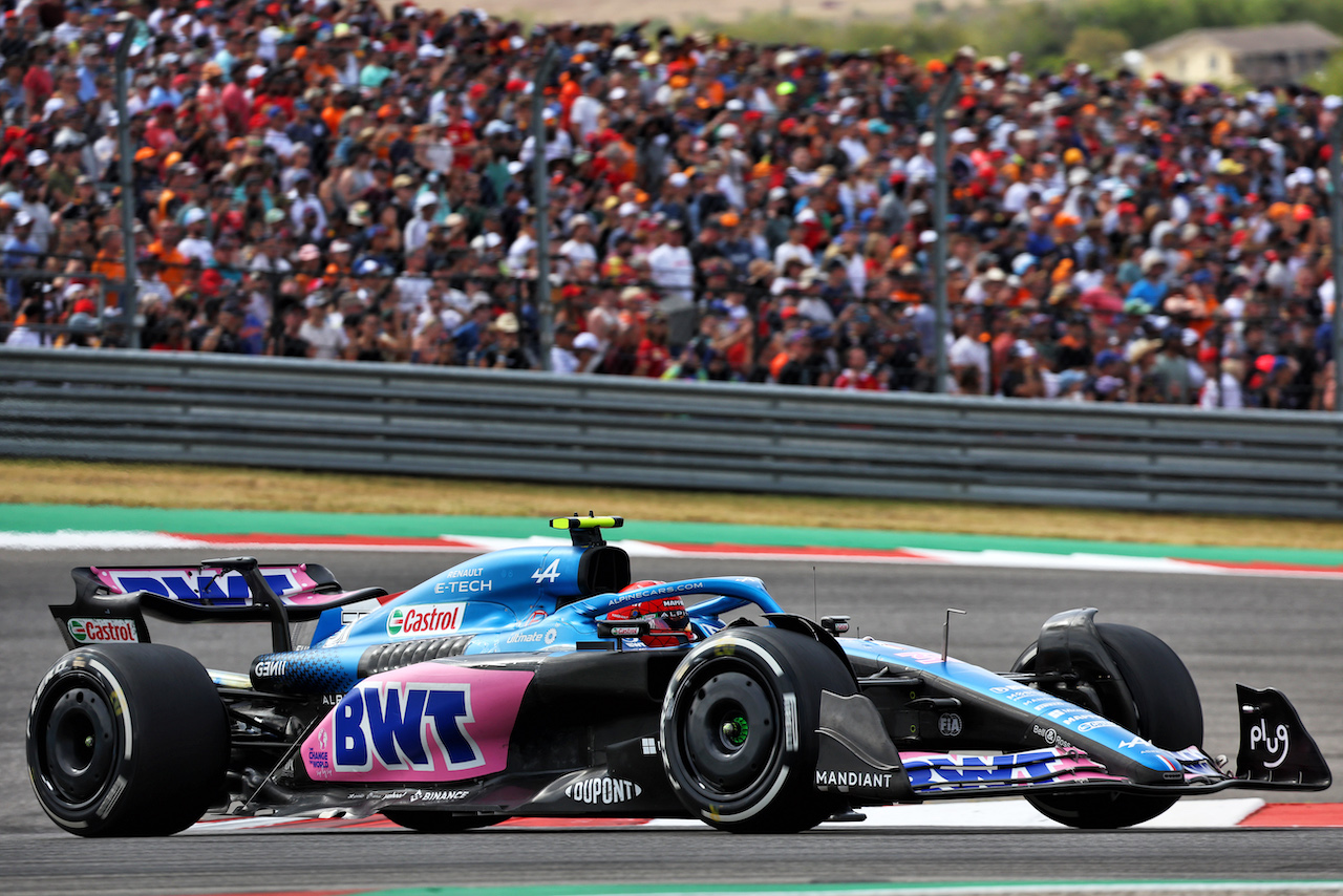 GP STATI UNITI, Esteban Ocon (FRA) Alpine F1 Team A522.
23.10.2022. Formula 1 World Championship, Rd 19, United States Grand Prix, Austin, Texas, USA, Gara Day.
- www.xpbimages.com, EMail: requests@xpbimages.com © Copyright: Batchelor / XPB Images