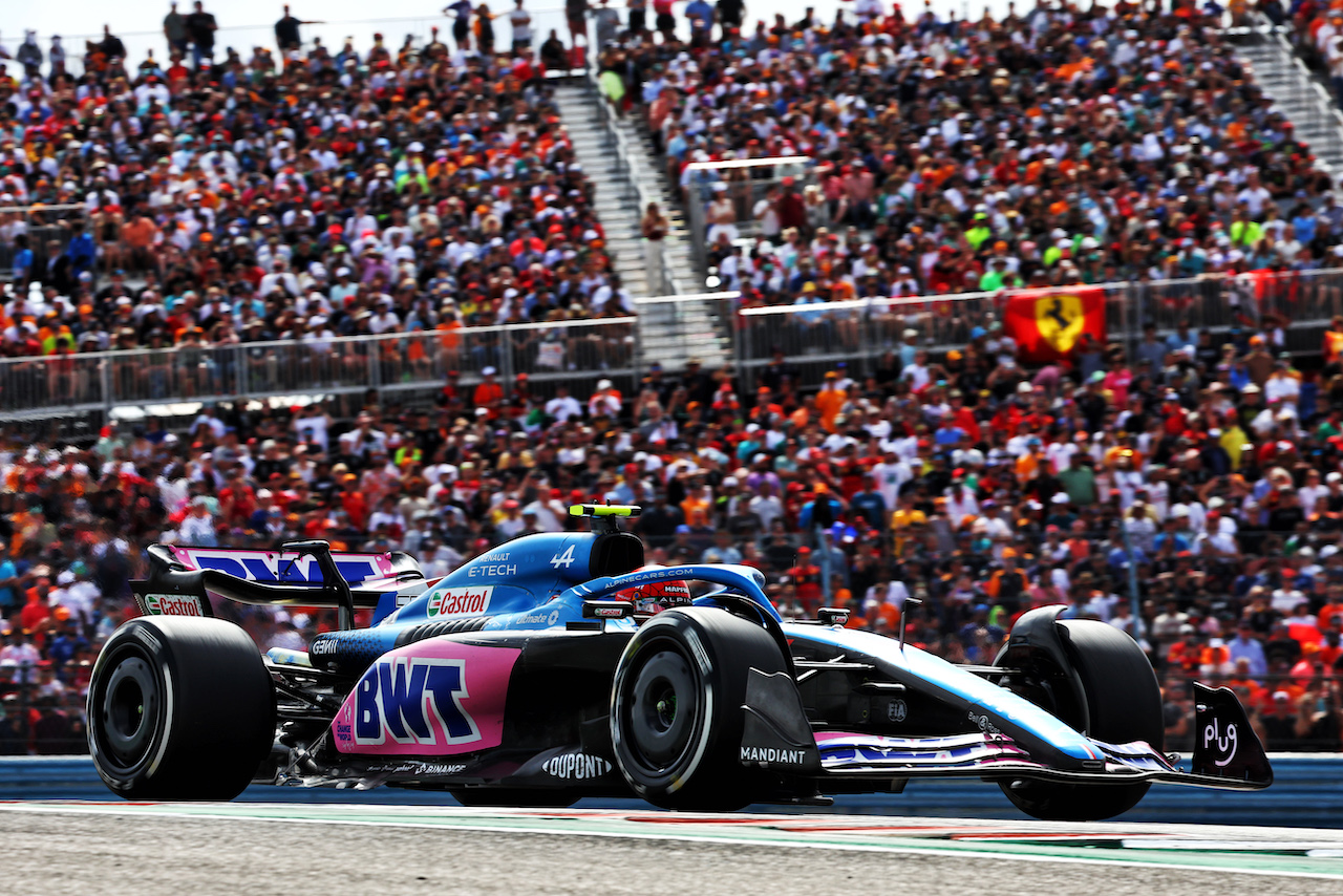 GP STATI UNITI, Esteban Ocon (FRA) Alpine F1 Team A522.
23.10.2022. Formula 1 World Championship, Rd 19, United States Grand Prix, Austin, Texas, USA, Gara Day.
- www.xpbimages.com, EMail: requests@xpbimages.com © Copyright: Batchelor / XPB Images