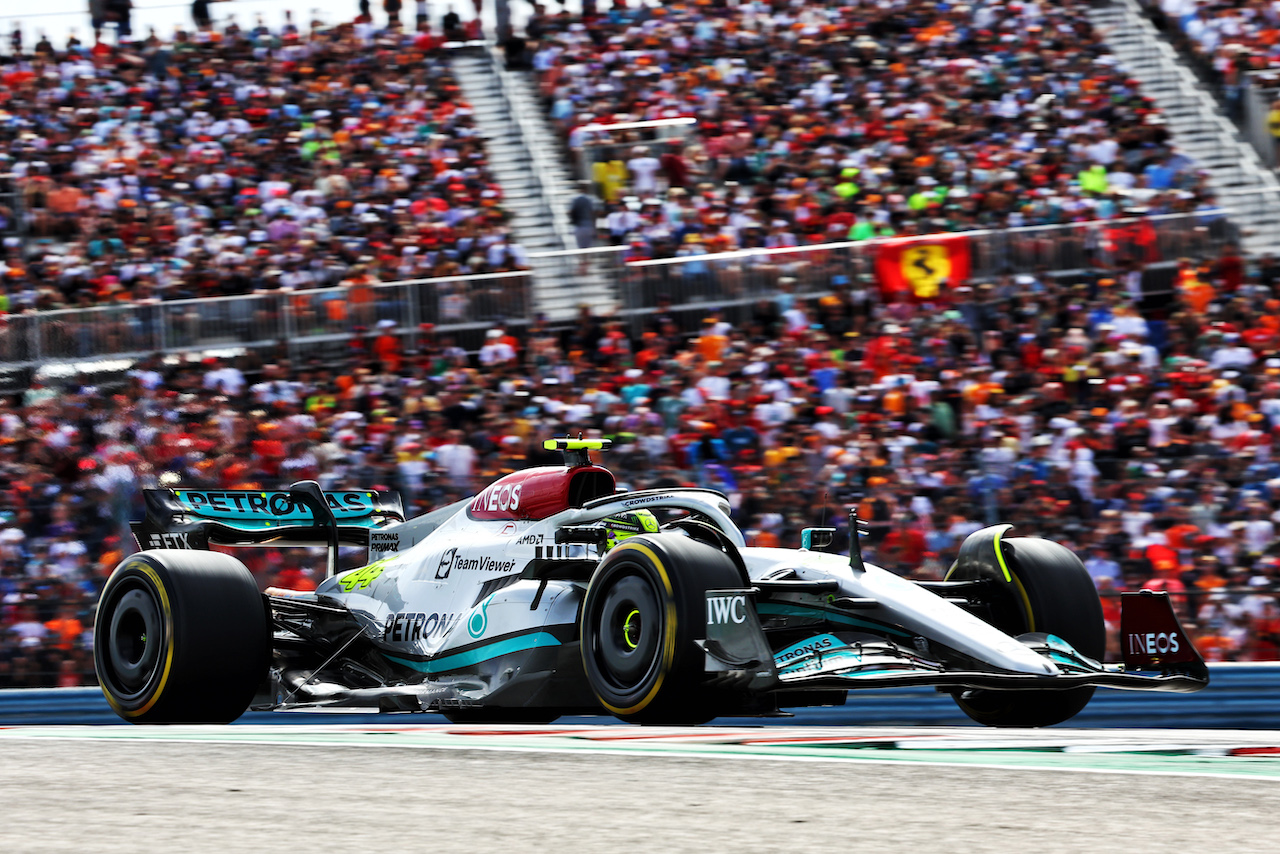 GP STATI UNITI, Lewis Hamilton (GBR) Mercedes AMG F1 W13.
23.10.2022. Formula 1 World Championship, Rd 19, United States Grand Prix, Austin, Texas, USA, Gara Day.
- www.xpbimages.com, EMail: requests@xpbimages.com © Copyright: Batchelor / XPB Images