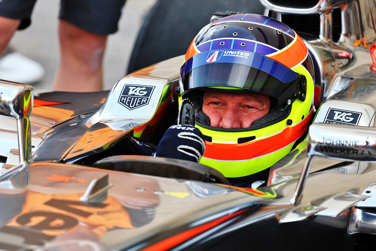 GP STATI UNITI, Zak Brown (USA) McLaren Executive Director in the 2012 McLaren MP4/27.
23.10.2022. Formula 1 World Championship, Rd 19, United States Grand Prix, Austin, Texas, USA, Gara Day.
- www.xpbimages.com, EMail: requests@xpbimages.com © Copyright: Batchelor / XPB Images