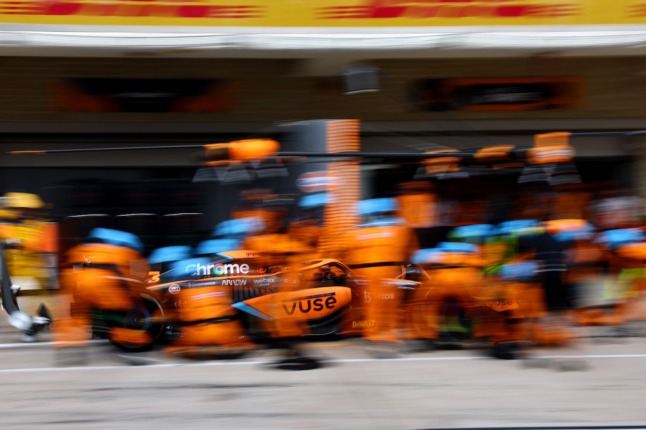 GP STATI UNITI, Lando Norris (GBR) McLaren MCL36.
23.10.2022. Formula 1 World Championship, Rd 19, United States Grand Prix, Austin, Texas, USA, Gara Day.
- www.xpbimages.com, EMail: requests@xpbimages.com ¬© Copyright: Batchelor / XPB Images