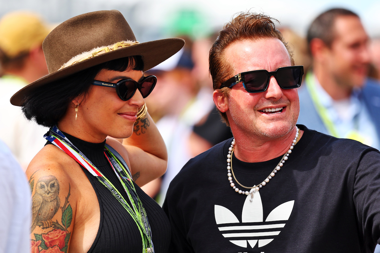 GP STATI UNITI, Tre Cool (USA) Green Day Drummer on the grid.
23.10.2022. Formula 1 World Championship, Rd 19, United States Grand Prix, Austin, Texas, USA, Gara Day.
- www.xpbimages.com, EMail: requests@xpbimages.com © Copyright: Batchelor / XPB Images