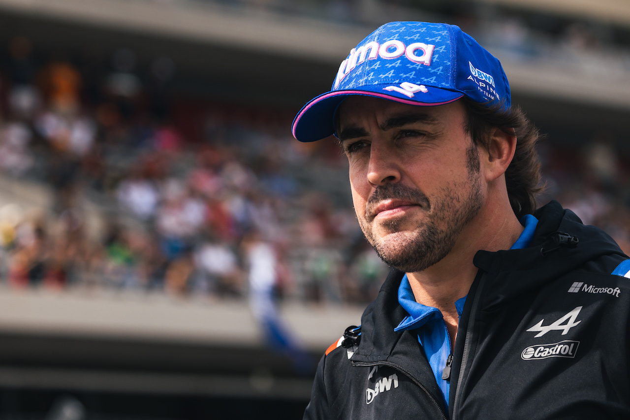 GP STATI UNITI, Fernando Alonso (ESP) Alpine F1 Team on the drivers parade.
23.10.2022. Formula 1 World Championship, Rd 19, United States Grand Prix, Austin, Texas, USA, Gara Day.
- www.xpbimages.com, EMail: requests@xpbimages.com © Copyright: Bearne / XPB Images
