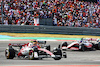 GP STATI UNITI, Guanyu Zhou (CHN) Alfa Romeo F1 Team C42.
23.10.2022. Formula 1 World Championship, Rd 19, United States Grand Prix, Austin, Texas, USA, Gara Day.
- www.xpbimages.com, EMail: requests@xpbimages.com © Copyright: Batchelor / XPB Images