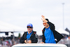 GP STATI UNITI, (L to R): Fernando Alonso (ESP) Alpine F1 Team e team mate Esteban Ocon (FRA) Alpine F1 Team on the drivers parade.
23.10.2022. Formula 1 World Championship, Rd 19, United States Grand Prix, Austin, Texas, USA, Gara Day.
- www.xpbimages.com, EMail: requests@xpbimages.com © Copyright: Bearne / XPB Images