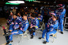 GP STATI UNITI, Alpine meccanici in the garage.
23.10.2022. Formula 1 World Championship, Rd 19, United States Grand Prix, Austin, Texas, USA, Gara Day.
- www.xpbimages.com, EMail: requests@xpbimages.com ¬© Copyright: Batchelor / XPB Images