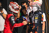 GP STATI UNITI, (L to R): Charles Leclerc (MON) Ferrari with vincitore Max Verstappen (NLD) Red Bull Racing in parc ferme.
23.10.2022. Formula 1 World Championship, Rd 19, United States Grand Prix, Austin, Texas, USA, Gara Day.
- www.xpbimages.com, EMail: requests@xpbimages.com © Copyright: Bearne / XPB Images