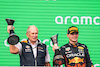 GP STATI UNITI, (L to R): Dr Helmut Marko (AUT) Red Bull Motorsport Consultant celebrates on the podium with Max Verstappen (NLD) Red Bull Racing.
23.10.2022. Formula 1 World Championship, Rd 19, United States Grand Prix, Austin, Texas, USA, Gara Day.
- www.xpbimages.com, EMail: requests@xpbimages.com © Copyright: Bearne / XPB Images
