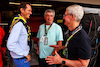 GP STATI UNITI, Lapo Elkann (USA) LA Holding, Italia Independent e Independent Ideas President (Left) with Tim Cook (USA) Apple 
Chief Executive Officer (Right).
23.10.2022. Formula 1 World Championship, Rd 19, United States Grand Prix, Austin, Texas, USA, Gara Day.
- www.xpbimages.com, EMail: requests@xpbimages.com © Copyright: Batchelor / XPB Images