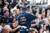 GP STATI UNITI, Max Verstappen (NLD) Red Bull Racing celebrates winning the Constructors' World Championship with the team.
23.10.2022. Formula 1 World Championship, Rd 19, United States Grand Prix, Austin, Texas, USA, Gara Day.
- www.xpbimages.com, EMail: requests@xpbimages.com © Copyright: Price / XPB Images