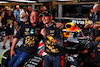 GP STATI UNITI, (L to R): Jos Verstappen (NLD) e his son Max Verstappen (NLD) Red Bull Racing  celebrate Red Bull Racing winning the Constructors' World Championship.
23.10.2022. Formula 1 World Championship, Rd 19, United States Grand Prix, Austin, Texas, USA, Gara Day.
 - www.xpbimages.com, EMail: requests@xpbimages.com © Copyright: Coates / XPB Images