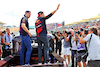 GP STATI UNITI, (L to R): Max Verstappen (NLD) Red Bull Racing with team mate Sergio Perez (MEX) Red Bull Racing on the drivers parade.
23.10.2022. Formula 1 World Championship, Rd 19, United States Grand Prix, Austin, Texas, USA, Gara Day.
- www.xpbimages.com, EMail: requests@xpbimages.com © Copyright: Batchelor / XPB Images