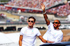GP STATI UNITI, (L to R): George Russell (GBR) Mercedes AMG F1 e team mate Lewis Hamilton (GBR) Mercedes AMG F1 on the drivers parade.
23.10.2022. Formula 1 World Championship, Rd 19, United States Grand Prix, Austin, Texas, USA, Gara Day.
 - www.xpbimages.com, EMail: requests@xpbimages.com © Copyright: Coates / XPB Images