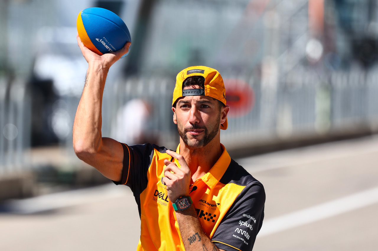 GP STATI UNITI, Daniel Ricciardo (AUS), McLaren F1 Team 
20.10.2022. Formula 1 World Championship, Rd 19, United States Grand Prix, Austin, Texas, USA, Preparation Day.
- www.xpbimages.com, EMail: requests@xpbimages.com © Copyright: Charniaux / XPB Images