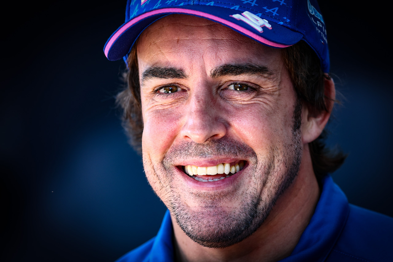 GP STATI UNITI, Fernando Alonso (ESP), Alpine F1 Team 
20.10.2022. Formula 1 World Championship, Rd 19, United States Grand Prix, Austin, Texas, USA, Preparation Day.
- www.xpbimages.com, EMail: requests@xpbimages.com ¬© Copyright: Charniaux / XPB Images
