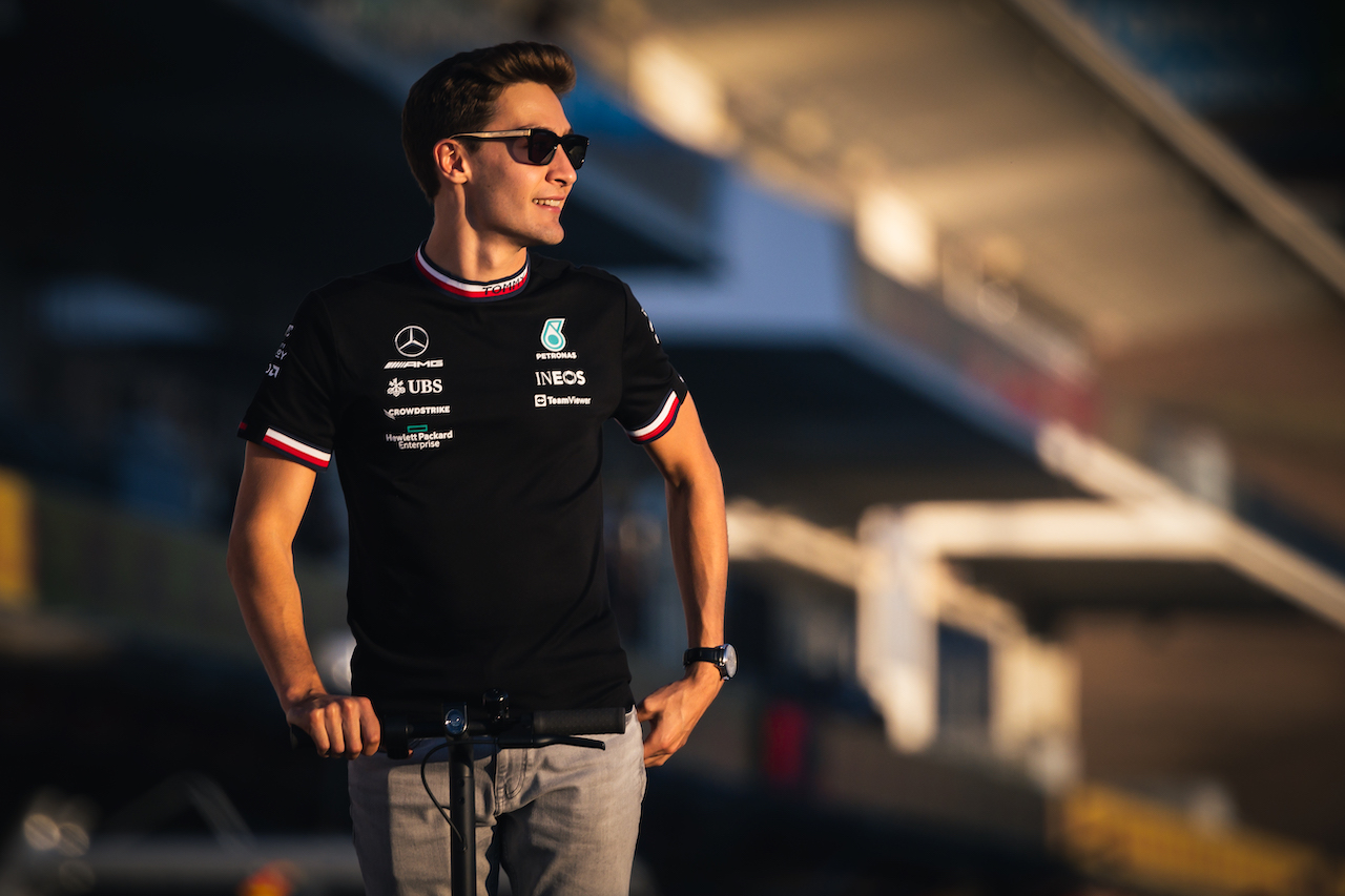 GP STATI UNITI, George Russell (GBR) Mercedes AMG F1 rides the circuit.
20.10.2022. Formula 1 World Championship, Rd 19, United States Grand Prix, Austin, Texas, USA, Preparation Day.
- www.xpbimages.com, EMail: requests@xpbimages.com © Copyright: Bearne / XPB Images
