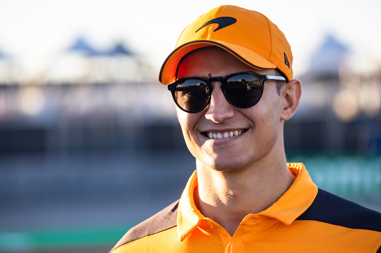 GP STATI UNITI, Alex Palou (ESP) McLaren Test Driver.
20.10.2022. Formula 1 World Championship, Rd 19, United States Grand Prix, Austin, Texas, USA, Preparation Day.
- www.xpbimages.com, EMail: requests@xpbimages.com © Copyright: Bearne / XPB Images