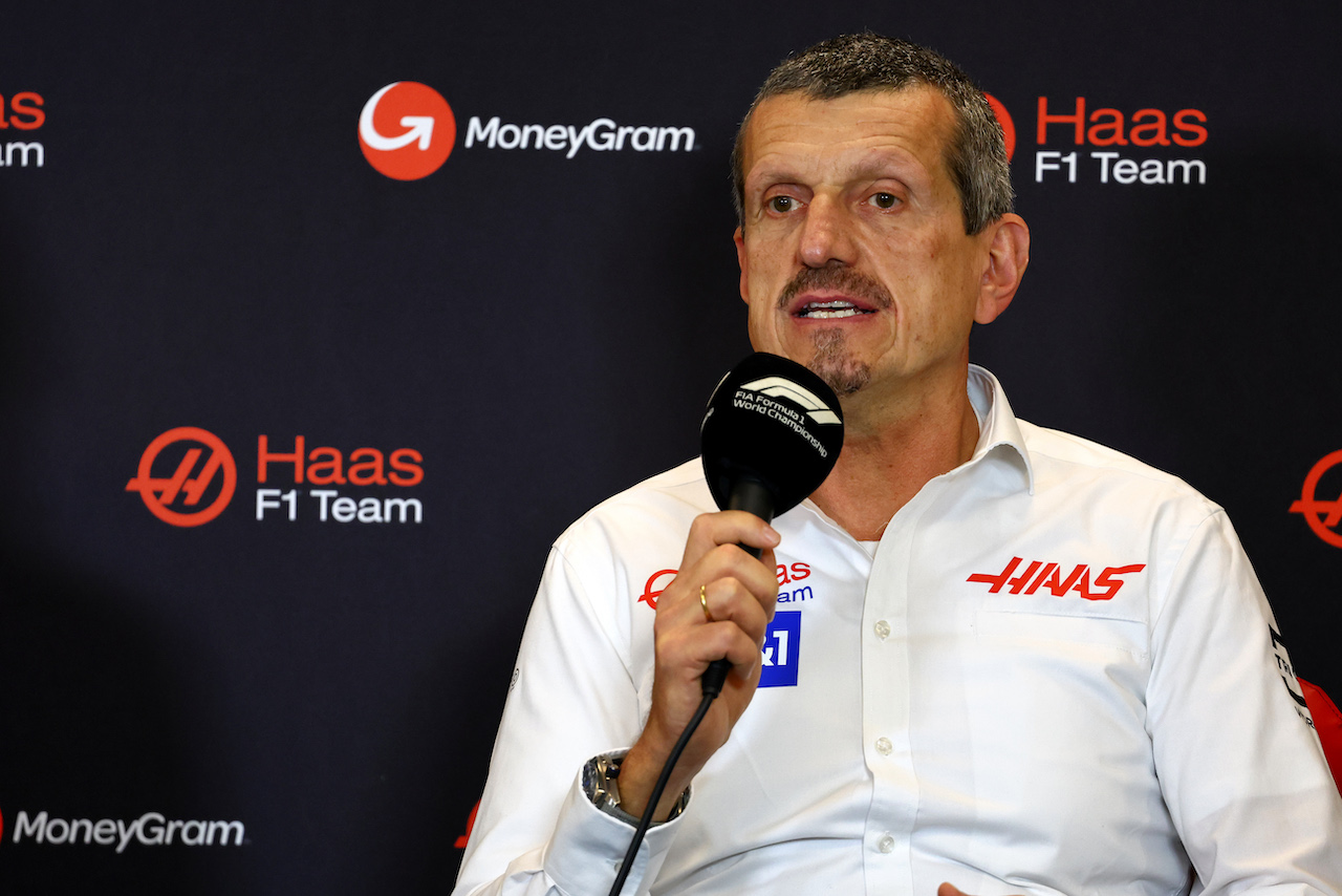 GP STATI UNITI, Guenther Steiner (ITA) Haas F1 Team Prinicipal - MoneyGram announced as title sponsor of Haas F1 Team.
20.10.2022. Formula 1 World Championship, Rd 19, United States Grand Prix, Austin, Texas, USA, Preparation Day.
- www.xpbimages.com, EMail: requests@xpbimages.com © Copyright: Batchelor / XPB Images