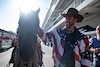 GP STATI UNITI, Daniel Ricciardo (AUS) McLaren with Horsey McHorse (USA) Horse.
20.10.2022. Formula 1 World Championship, Rd 19, United States Grand Prix, Austin, Texas, USA, Preparation Day.
- www.xpbimages.com, EMail: requests@xpbimages.com © Copyright: Price / XPB Images