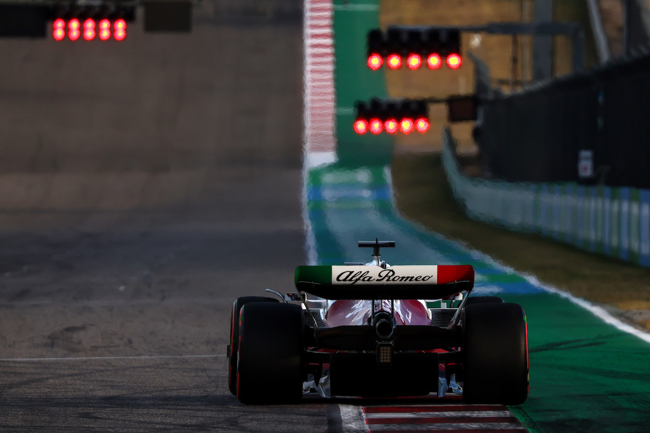 GP STATI UNITI, Valtteri Bottas (FIN), Alfa Romeo Racing 
22.10.2022. Formula 1 World Championship, Rd 19, United States Grand Prix, Austin, Texas, USA, Qualifiche Day.
- www.xpbimages.com, EMail: requests@xpbimages.com ¬© Copyright: Charniaux / XPB Images