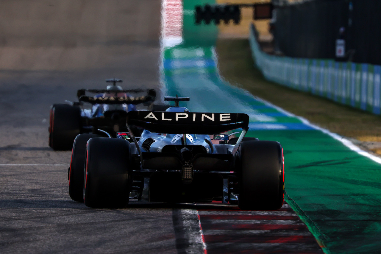 GP STATI UNITI, Fernando Alonso (ESP), Alpine F1 Team 
22.10.2022. Formula 1 World Championship, Rd 19, United States Grand Prix, Austin, Texas, USA, Qualifiche Day.
- www.xpbimages.com, EMail: requests@xpbimages.com ¬© Copyright: Charniaux / XPB Images