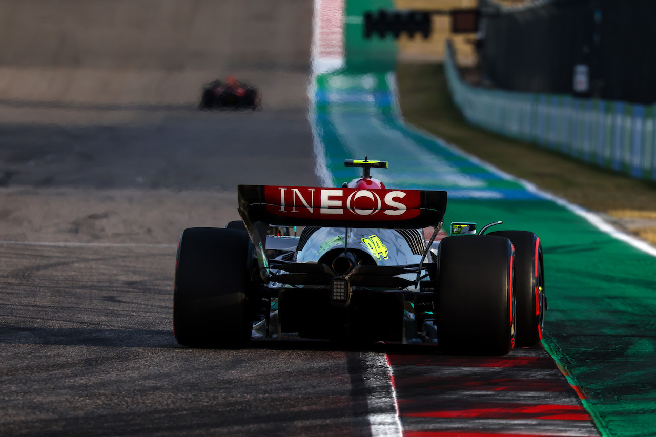 GP STATI UNITI, Lewis Hamilton (GBR), Mercedes AMG F1  
22.10.2022. Formula 1 World Championship, Rd 19, United States Grand Prix, Austin, Texas, USA, Qualifiche Day.
- www.xpbimages.com, EMail: requests@xpbimages.com ¬© Copyright: Charniaux / XPB Images