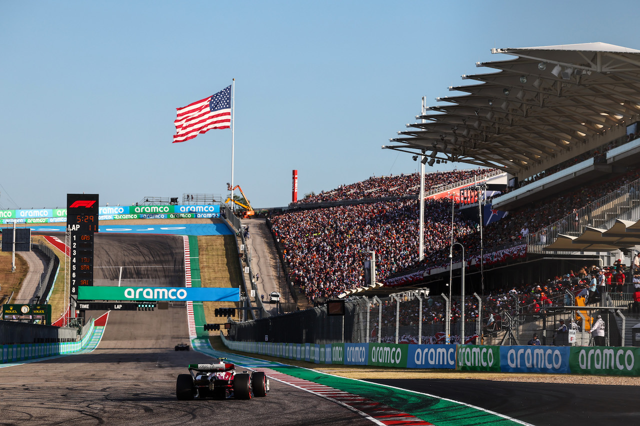 GP STATI UNITI, Guanyu Zhou (CHI), Alfa Romeo Racing 
22.10.2022. Formula 1 World Championship, Rd 19, United States Grand Prix, Austin, Texas, USA, Qualifiche Day.
- www.xpbimages.com, EMail: requests@xpbimages.com ¬© Copyright: Charniaux / XPB Images
