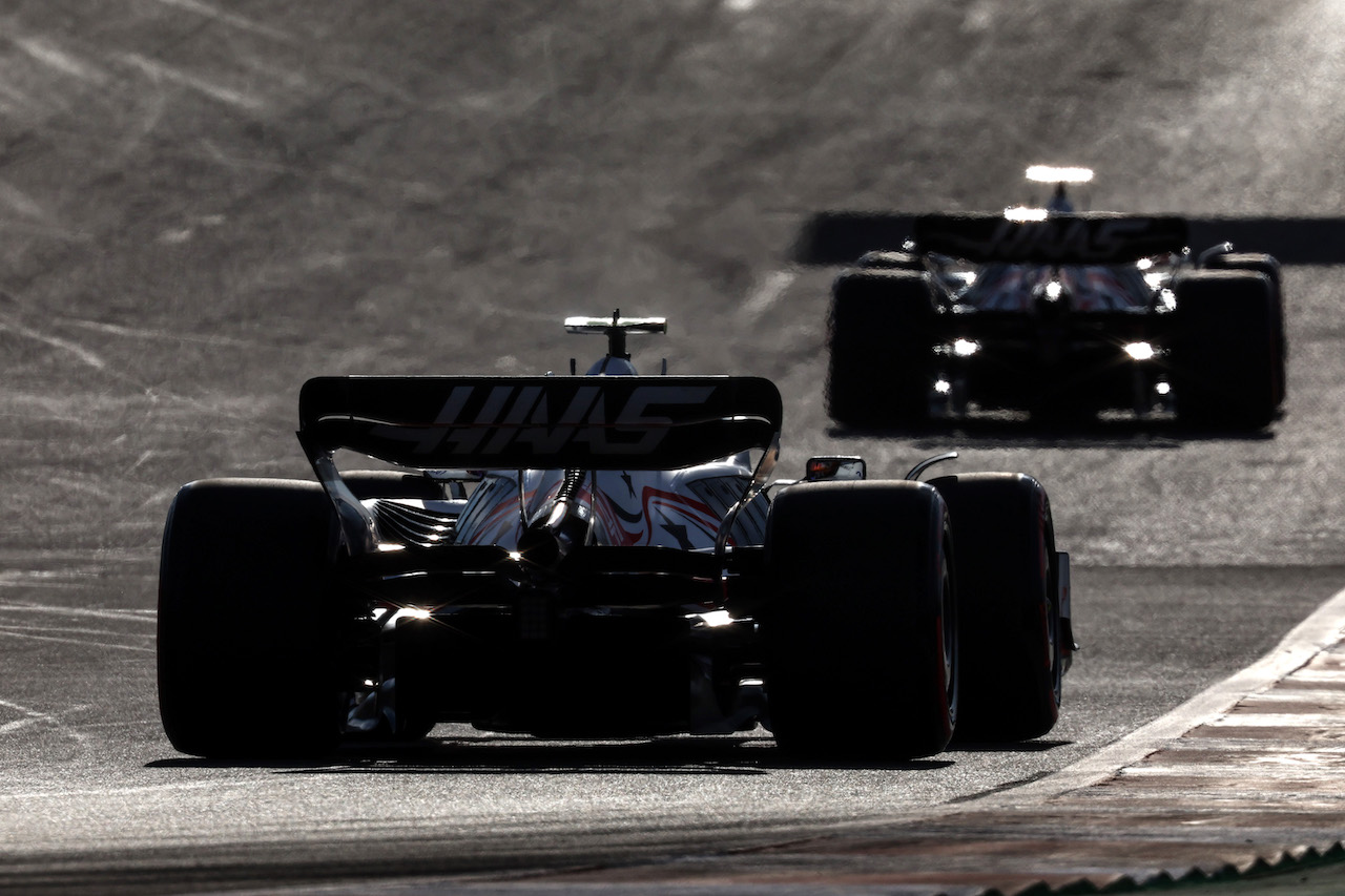 GP STATI UNITI, Kevin Magnussen (DEN) Haas F1 Team 
22.10.2022. Formula 1 World Championship, Rd 19, United States Grand Prix, Austin, Texas, USA, Qualifiche Day.
- www.xpbimages.com, EMail: requests@xpbimages.com ¬© Copyright: Charniaux / XPB Images