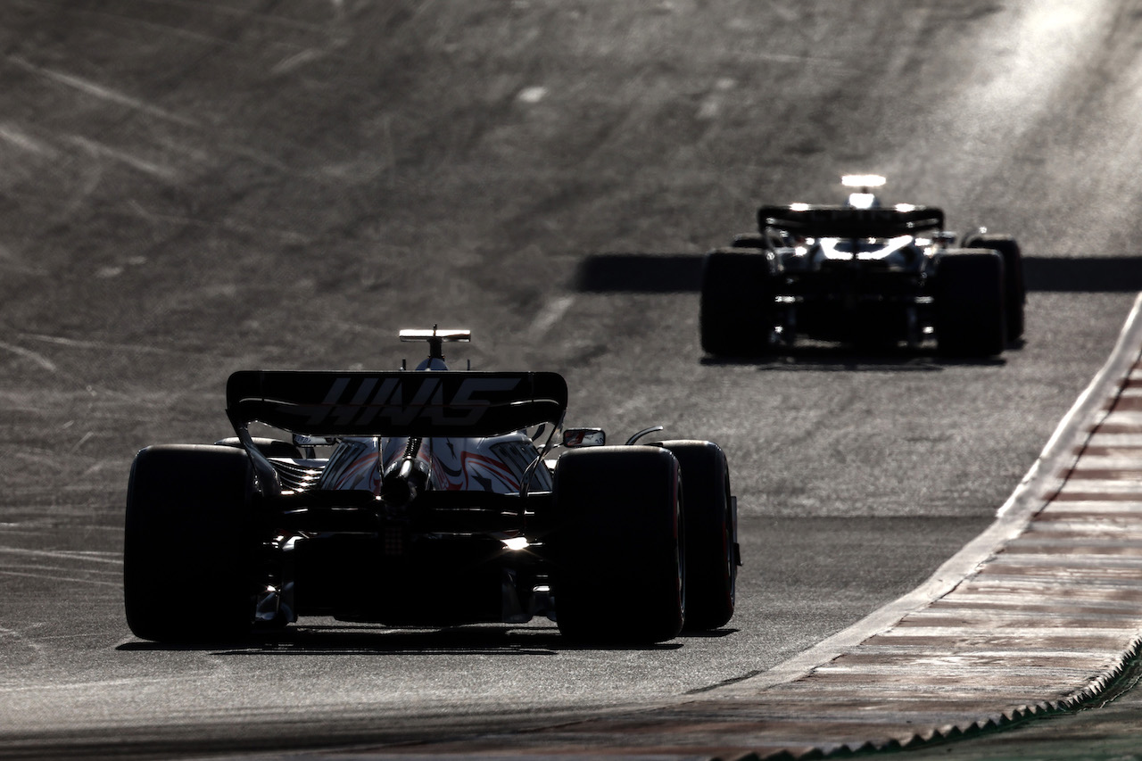 GP STATI UNITI, Kevin Magnussen (DEN) Haas F1 Team 
22.10.2022. Formula 1 World Championship, Rd 19, United States Grand Prix, Austin, Texas, USA, Qualifiche Day.
- www.xpbimages.com, EMail: requests@xpbimages.com ¬© Copyright: Charniaux / XPB Images