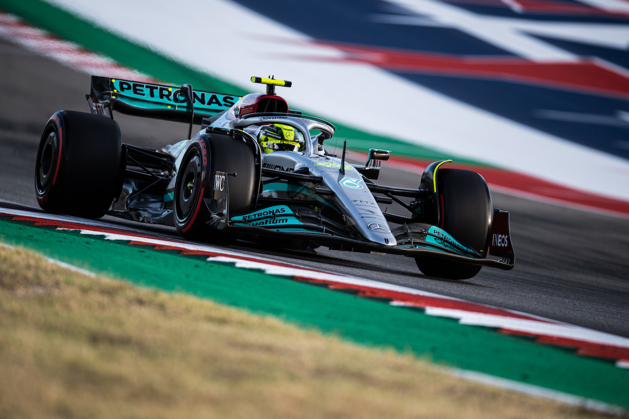 GP STATI UNITI, Lewis Hamilton (GBR) Mercedes AMG F1 W13.
22.10.2022. Formula 1 World Championship, Rd 19, United States Grand Prix, Austin, Texas, USA, Qualifiche Day.
- www.xpbimages.com, EMail: requests@xpbimages.com © Copyright: Price / XPB Images