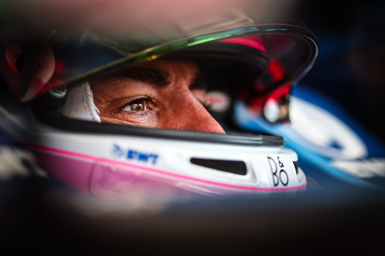GP STATI UNITI, Fernando Alonso (ESP), Alpine F1 Team 
22.10.2022. Formula 1 World Championship, Rd 19, United States Grand Prix, Austin, Texas, USA, Qualifiche Day.
- www.xpbimages.com, EMail: requests@xpbimages.com © Copyright: Charniaux / XPB Images