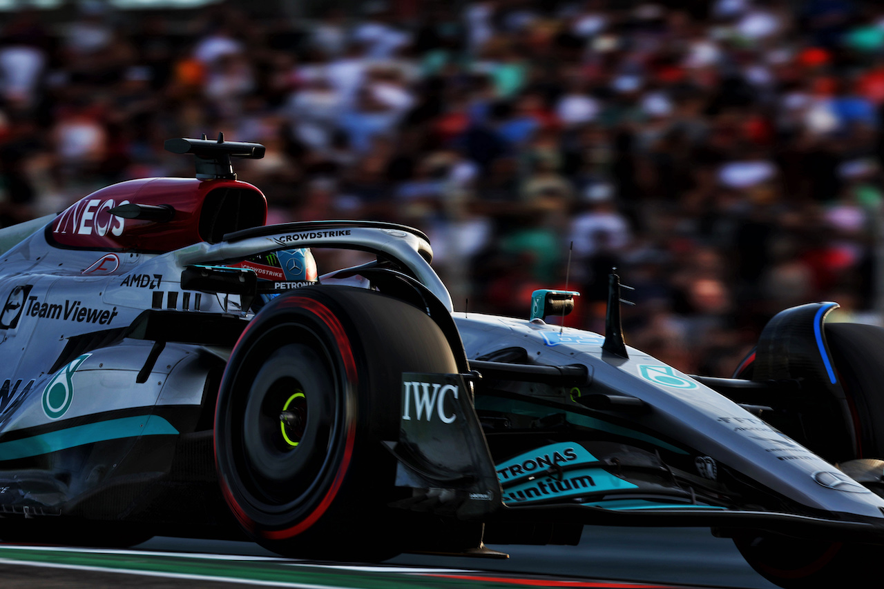 GP STATI UNITI, George Russell (GBR) Mercedes AMG F1 W13.
22.10.2022. Formula 1 World Championship, Rd 19, United States Grand Prix, Austin, Texas, USA, Qualifiche Day.
 - www.xpbimages.com, EMail: requests@xpbimages.com © Copyright: Coates / XPB Images
