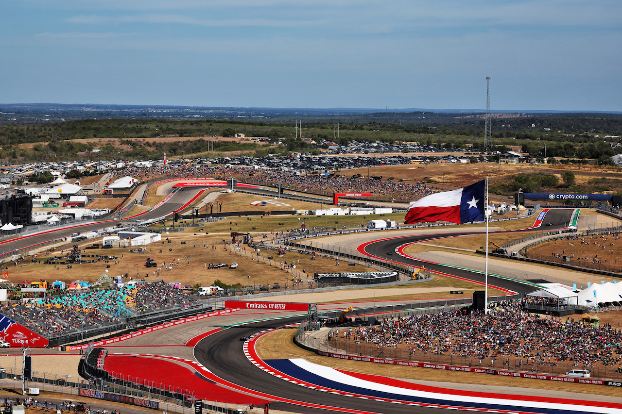 GP STATI UNITI, Fernando Alonso (ESP) Alpine F1 Team A522.
22.10.2022. Formula 1 World Championship, Rd 19, United States Grand Prix, Austin, Texas, USA, Qualifiche Day.
 - www.xpbimages.com, EMail: requests@xpbimages.com © Copyright: Coates / XPB Images