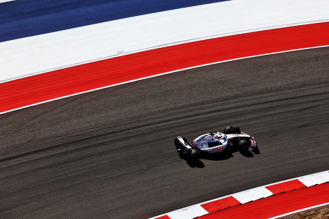 GP STATI UNITI, Kevin Magnussen (DEN) Haas VF-22.
22.10.2022. Formula 1 World Championship, Rd 19, United States Grand Prix, Austin, Texas, USA, Qualifiche Day.
 - www.xpbimages.com, EMail: requests@xpbimages.com © Copyright: Coates / XPB Images