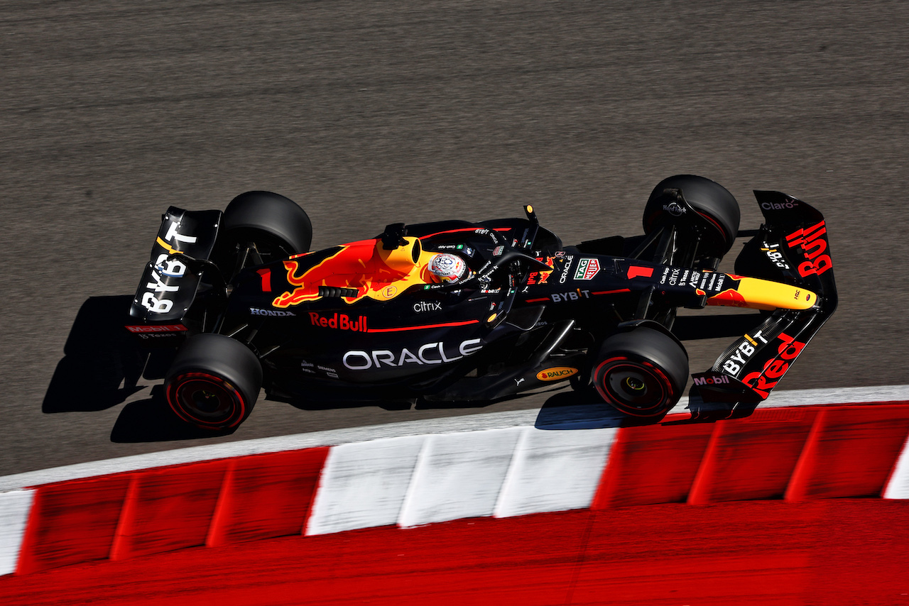 GP STATI UNITI, Max Verstappen (NLD) Red Bull Racing RB18.
22.10.2022. Formula 1 World Championship, Rd 19, United States Grand Prix, Austin, Texas, USA, Qualifiche Day.
 - www.xpbimages.com, EMail: requests@xpbimages.com © Copyright: Coates / XPB Images