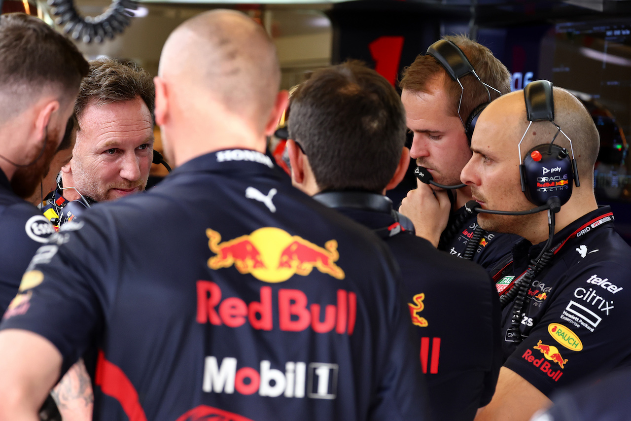 GP STATI UNITI, Christian Horner (GBR) Red Bull Racing Team Principal.
22.10.2022. Formula 1 World Championship, Rd 19, United States Grand Prix, Austin, Texas, USA, Qualifiche Day.
- www.xpbimages.com, EMail: requests@xpbimages.com © Copyright: Batchelor / XPB Images