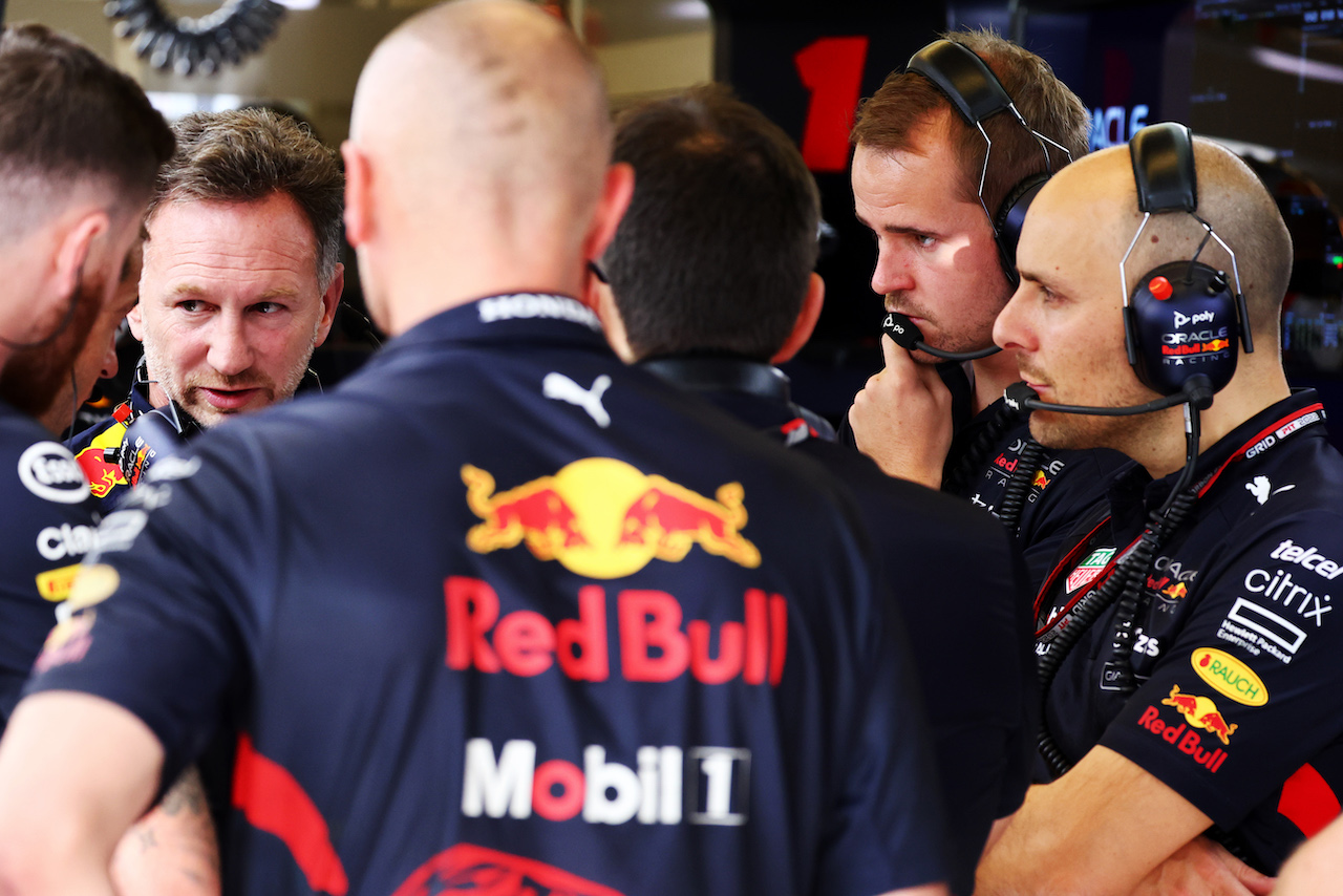 GP STATI UNITI, Christian Horner (GBR) Red Bull Racing Team Principal.
22.10.2022. Formula 1 World Championship, Rd 19, United States Grand Prix, Austin, Texas, USA, Qualifiche Day.
- www.xpbimages.com, EMail: requests@xpbimages.com © Copyright: Batchelor / XPB Images