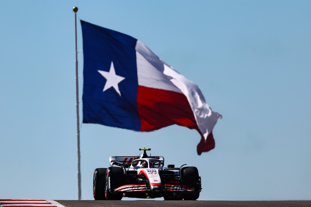 GP STATI UNITI, Mick Schumacher (GER), Haas F1 Team 
21.10.2022. Formula 1 World Championship, Rd 19, United States Grand Prix, Austin, Texas, USA, Practice Day.
- www.xpbimages.com, EMail: requests@xpbimages.com ¬© Copyright: Charniaux / XPB Images
