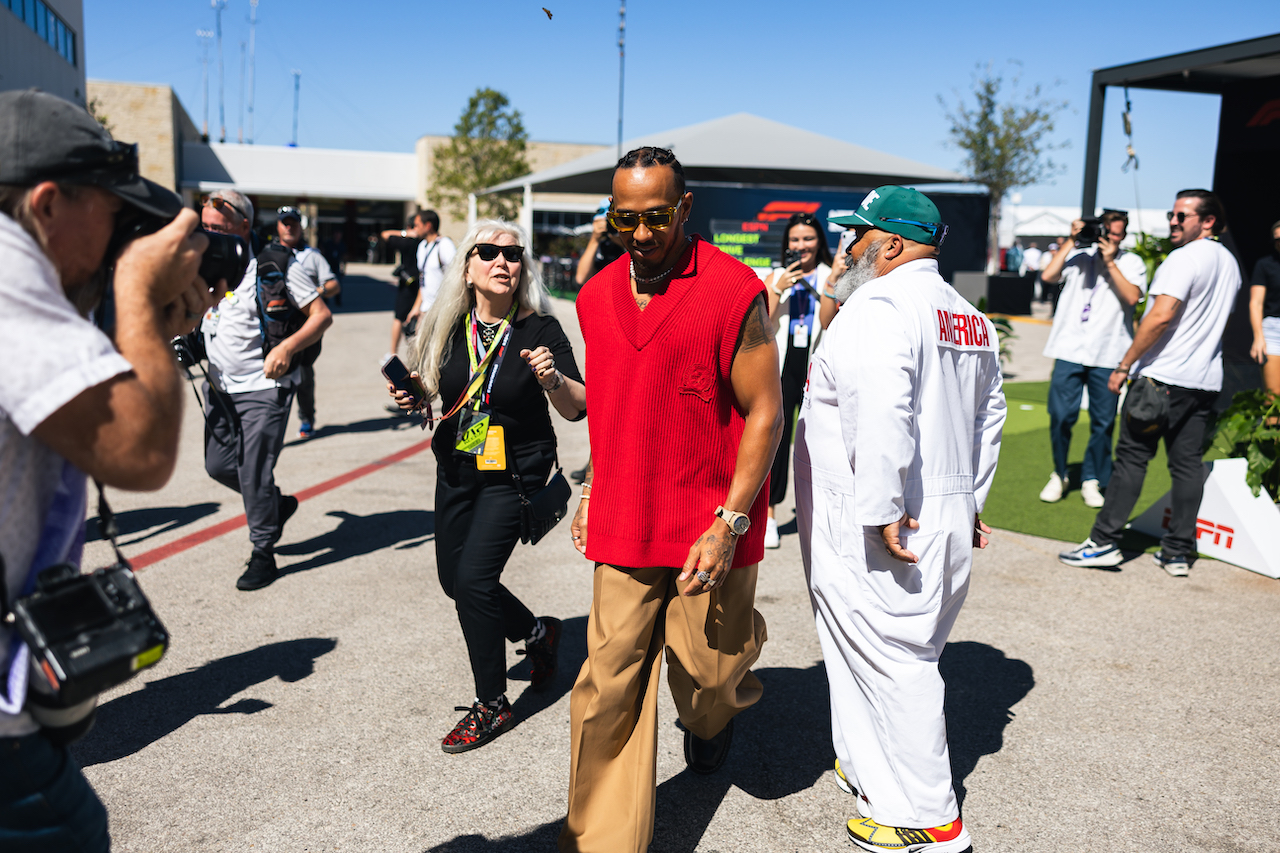 GP STATI UNITI, Lewis Hamilton (GBR) Mercedes AMG F1.
21.10.2022. Formula 1 World Championship, Rd 19, United States Grand Prix, Austin, Texas, USA, Practice Day.
- www.xpbimages.com, EMail: requests@xpbimages.com © Copyright: Batchelor / XPB Images