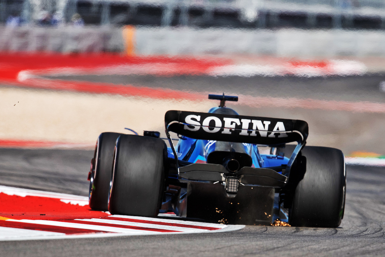 GP STATI UNITI, Alexander Albon (THA) Williams Racing FW44.
21.10.2022. Formula 1 World Championship, Rd 19, United States Grand Prix, Austin, Texas, USA, Practice Day.
- www.xpbimages.com, EMail: requests@xpbimages.com © Copyright: Price / XPB Images
