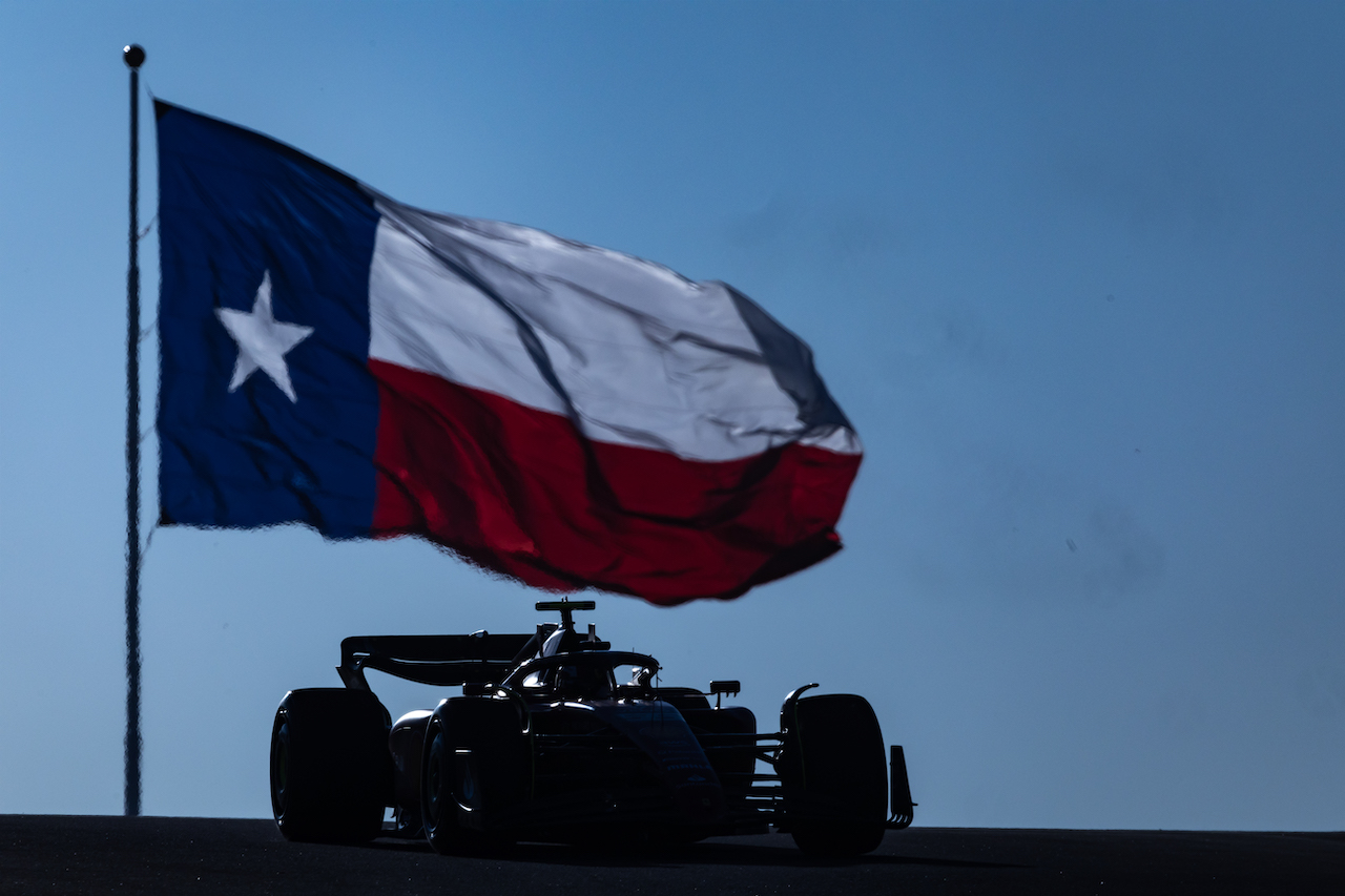 GP STATI UNITI, Carlos Sainz Jr (ESP) Ferrari F1-75.
21.10.2022. Formula 1 World Championship, Rd 19, United States Grand Prix, Austin, Texas, USA, Practice Day.
- www.xpbimages.com, EMail: requests@xpbimages.com © Copyright: Bearne / XPB Images