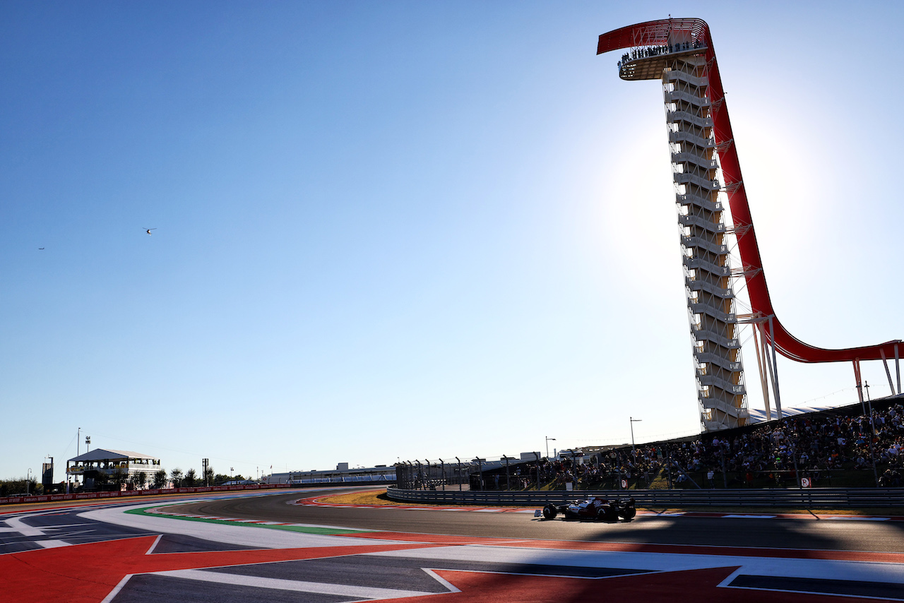 GP STATI UNITI, Valtteri Bottas (FIN) Alfa Romeo F1 Team C42.
21.10.2022. Formula 1 World Championship, Rd 19, United States Grand Prix, Austin, Texas, USA, Practice Day.
 - www.xpbimages.com, EMail: requests@xpbimages.com © Copyright: Coates / XPB Images