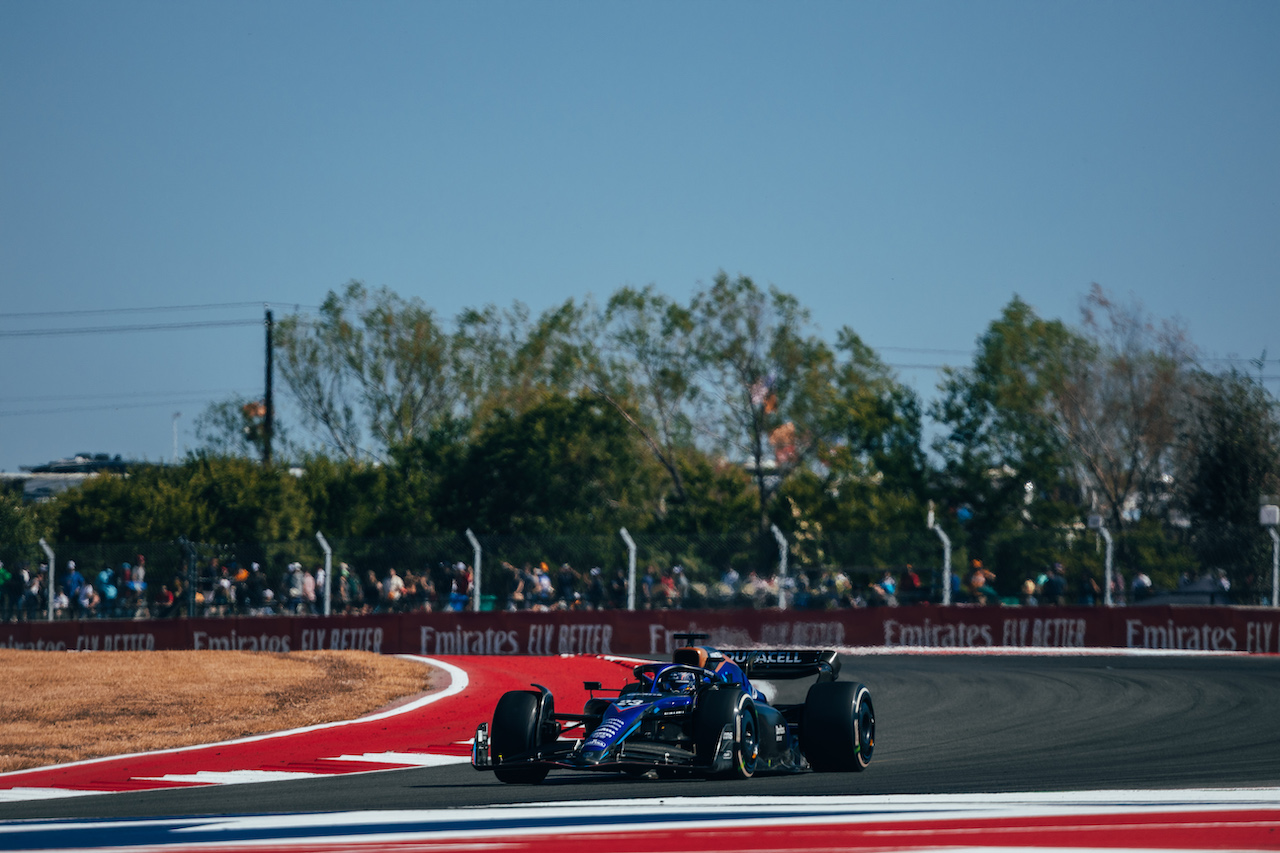 GP STATI UNITI, Alexander Albon (THA) Williams Racing FW44.
21.10.2022. Formula 1 World Championship, Rd 19, United States Grand Prix, Austin, Texas, USA, Practice Day.
- www.xpbimages.com, EMail: requests@xpbimages.com © Copyright: Bearne / XPB Images