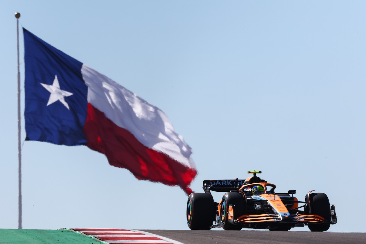 GP STATI UNITI, Lando Norris (GBR), McLaren F1 Team 
21.10.2022. Formula 1 World Championship, Rd 19, United States Grand Prix, Austin, Texas, USA, Practice Day.
- www.xpbimages.com, EMail: requests@xpbimages.com © Copyright: Charniaux / XPB Images