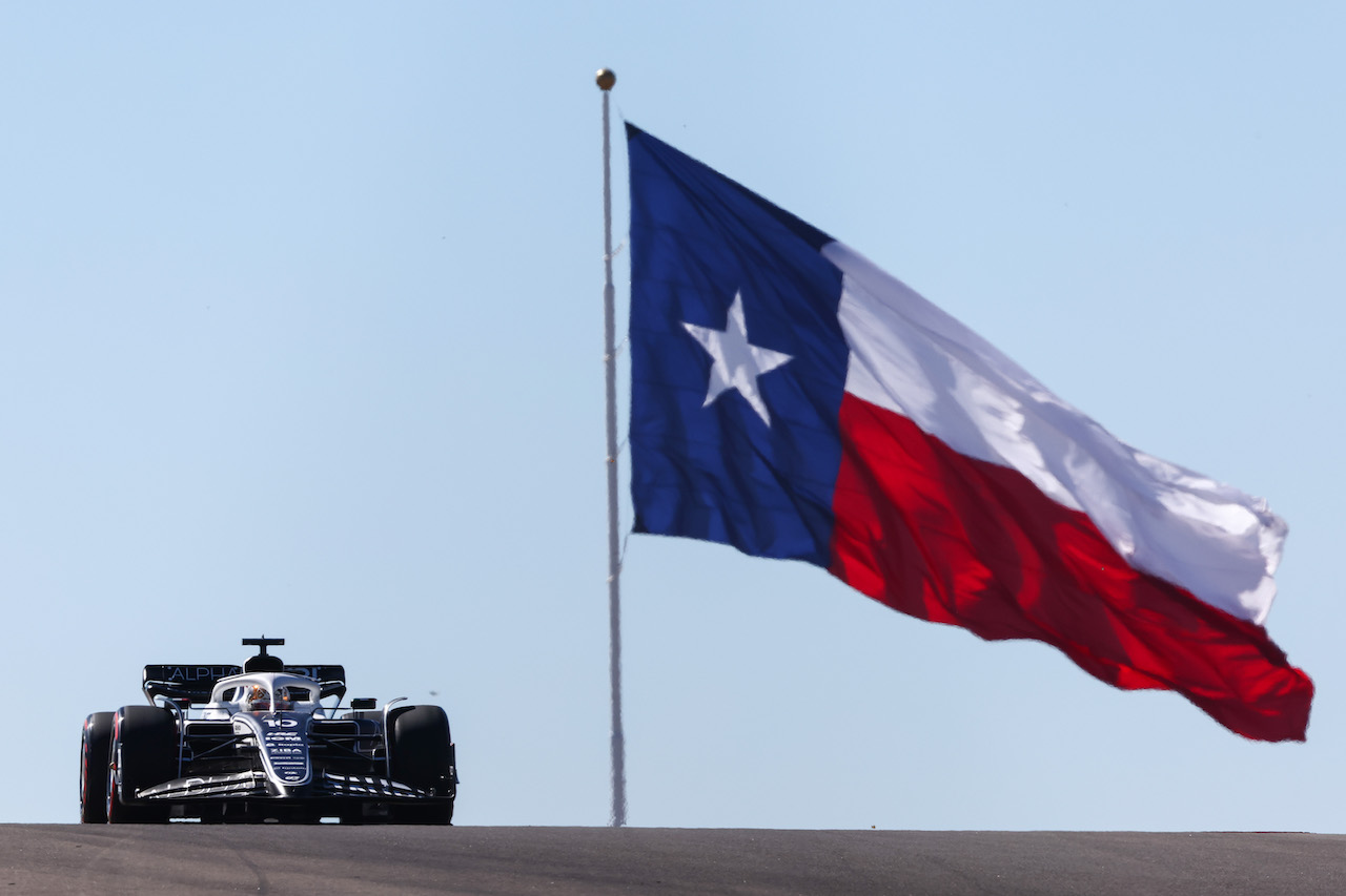 GP STATI UNITI, Pierre Gasly (FRA), AlphaTauri F1 
21.10.2022. Formula 1 World Championship, Rd 19, United States Grand Prix, Austin, Texas, USA, Practice Day.
- www.xpbimages.com, EMail: requests@xpbimages.com ¬© Copyright: Charniaux / XPB Images