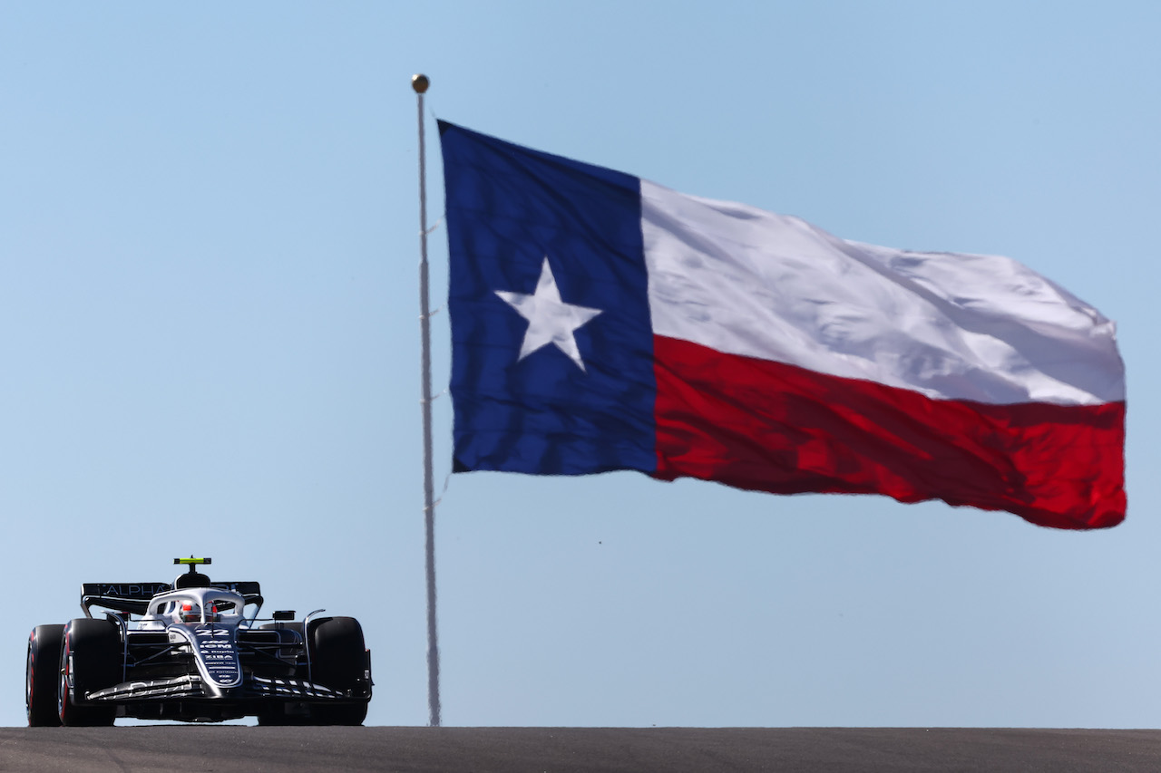 GP STATI UNITI, Yuki Tsunoda (JPN), Alpha Tauri 
21.10.2022. Formula 1 World Championship, Rd 19, United States Grand Prix, Austin, Texas, USA, Practice Day.
- www.xpbimages.com, EMail: requests@xpbimages.com ¬© Copyright: Charniaux / XPB Images