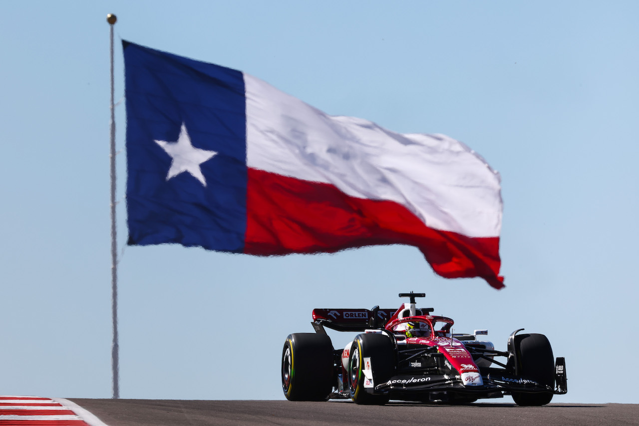 GP STATI UNITI, Theo Pourchaire (FRA) Alfa Romeo F1 Team 
21.10.2022. Formula 1 World Championship, Rd 19, United States Grand Prix, Austin, Texas, USA, Practice Day.
- www.xpbimages.com, EMail: requests@xpbimages.com © Copyright: Charniaux / XPB Images