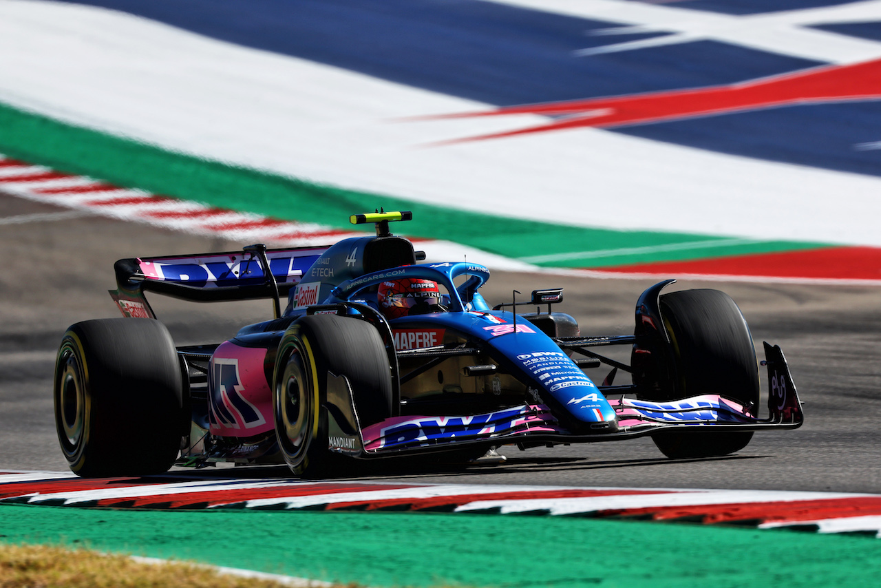 GP STATI UNITI, Esteban Ocon (FRA) Alpine F1 Team A522.
21.10.2022. Formula 1 World Championship, Rd 19, United States Grand Prix, Austin, Texas, USA, Practice Day.
 - www.xpbimages.com, EMail: requests@xpbimages.com © Copyright: Coates / XPB Images