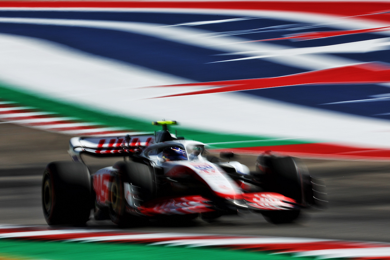 GP STATI UNITI, Mick Schumacher (GER) Haas VF-22.
21.10.2022. Formula 1 World Championship, Rd 19, United States Grand Prix, Austin, Texas, USA, Practice Day.
 - www.xpbimages.com, EMail: requests@xpbimages.com © Copyright: Coates / XPB Images