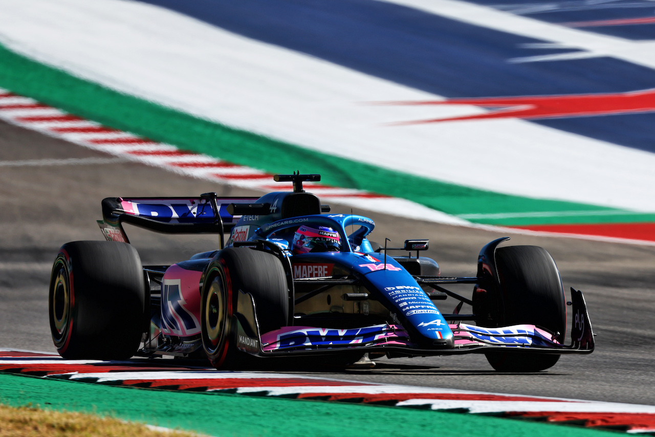 GP STATI UNITI, Fernando Alonso (ESP) Alpine F1 Team A522.
21.10.2022. Formula 1 World Championship, Rd 19, United States Grand Prix, Austin, Texas, USA, Practice Day.
 - www.xpbimages.com, EMail: requests@xpbimages.com © Copyright: Coates / XPB Images